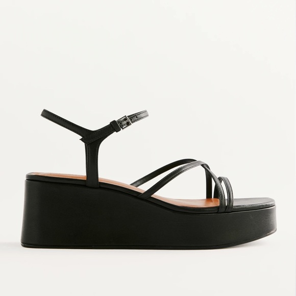 Reformation Shoes - Reformation Leather Zolanda Platform Sandal
